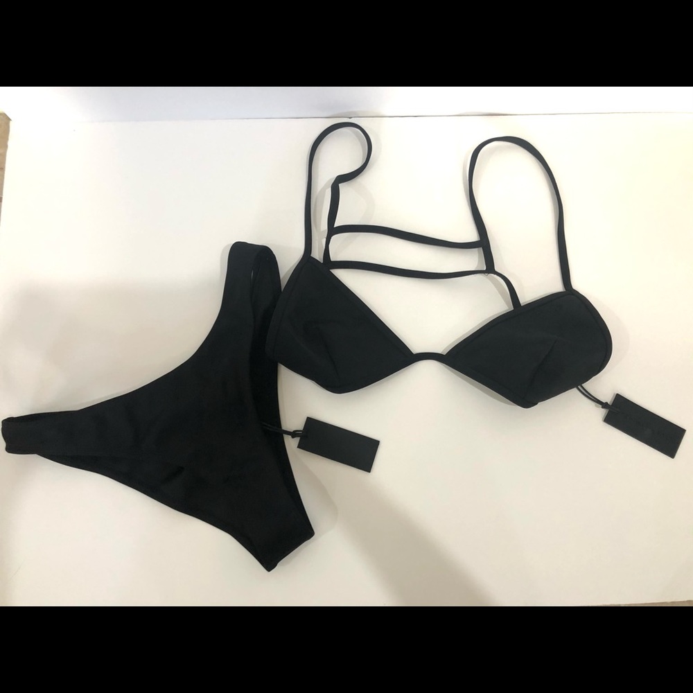KENDALL & KYLIE 4 piece bikini